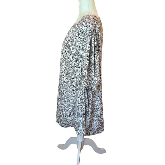 Lane Bryant Black and White Puff Sleeve Blouse  Size 22 - Picture 6 of 11